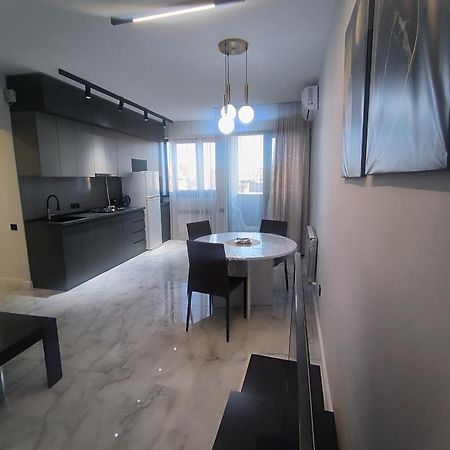 Apartment On Sayat Nova 33 エレバン エクステリア 写真