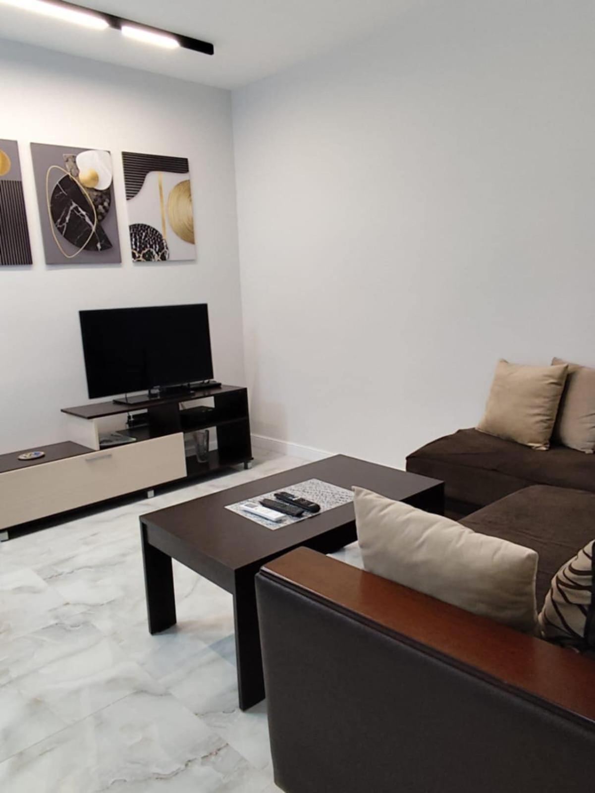 Apartment On Sayat Nova 33 エレバン エクステリア 写真